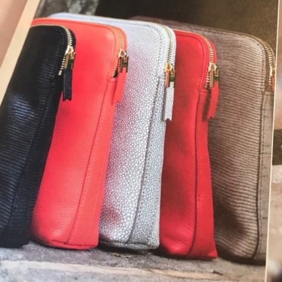 India Hicks Insider Clutch Pouch Bag - Pebbled Gray - Picture 5 of 5